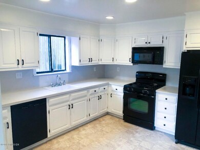 55 Pemberwick Rd unit 1, Greenwich, CT 06831 - photo 6