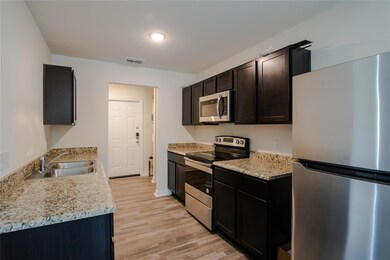 808 Poplar St, Bonham, TX 75418 - photo 5