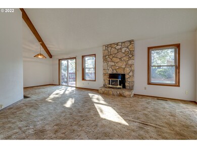 Living Room/Dining Room