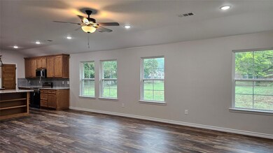 816 W 11th St, Bonham, TX 75418 - photo 7