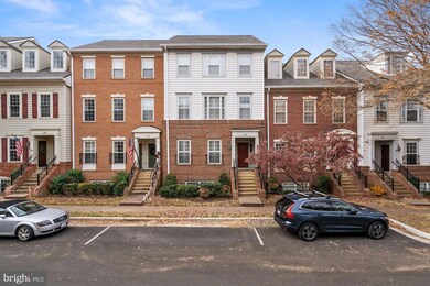 1606A Hunting Creek Dr, Alexandria, VA 22314 - photo 4