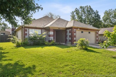 1217 S 32nd St, Broken Arrow, OK 74014 - photo 2