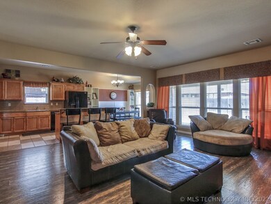 4683 S 203rd Ave E, Broken Arrow, OK 74014 - photo 7