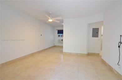 3050 Virginia St unit Front, Miami, FL 33133 - photo 5