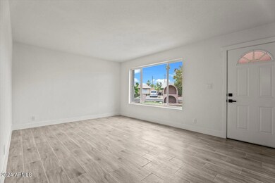 2234 N 50th Ln, Phoenix, AZ 85035 - photo 5