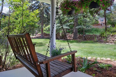 View of grassy yard
