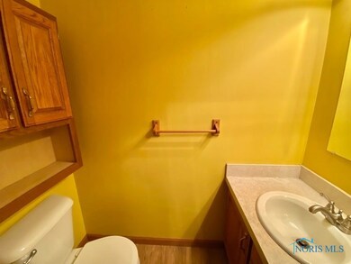 911 Main St, Genoa, OH 43430 - photo 7