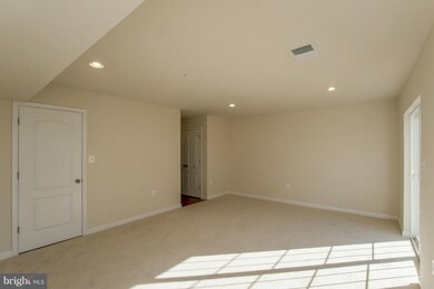 11405 Sandhurst Place, White Plains, MD 20695 - photo 7