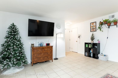 523 Bainbridge Dr unit 37, East Lansing, MI 48823 - photo 4