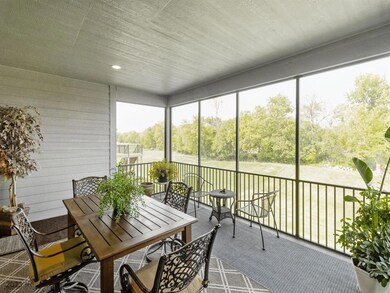 10009 Hidden Valley Dr, Johnston, IA 50131 - photo 2