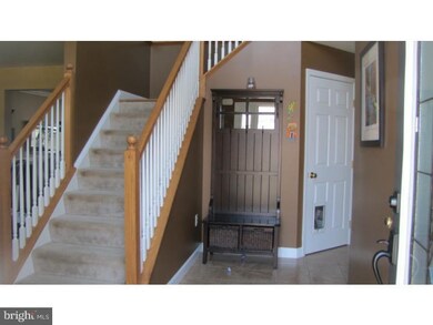 1013 Shilo St, Reading, PA 19605 - photo 2