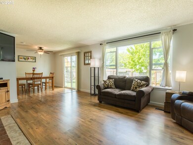 Living Room/Dining Room