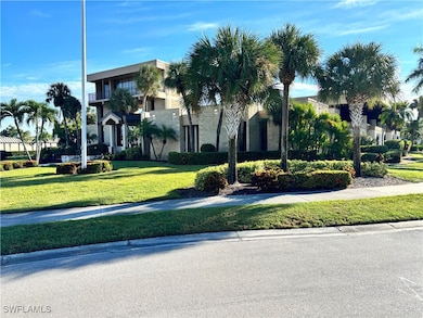 1624 Pine Valley Dr unit 115, Fort Myers, FL 33907 - photo 7