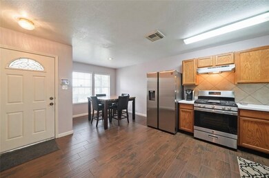 6626 Hampden Point Ct, Houston, TX 77040 - photo 5