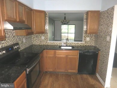 16 N Maple St unit H1, Woodbury, NJ 08096 - photo 4