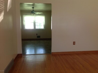 Terry living rm to dining