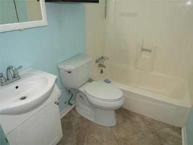 1112 N Heron Dr, Seabrook, TX 77586 - photo 7