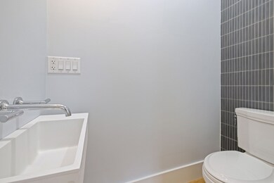 131 Spring St unit 2, Cambridge, MA 02141 - photo 5