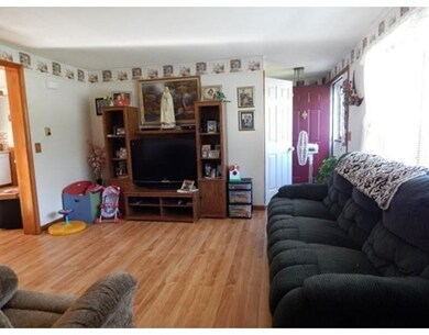 15 Oaklawn Ave, Orange, MA 01364 - photo 3