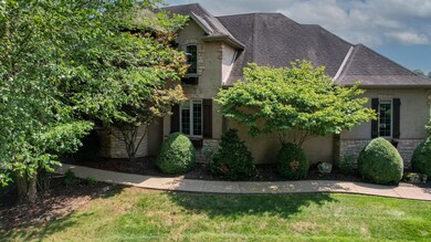 2408 Riverbluff Dr, Nixa, MO 65714 - photo 2