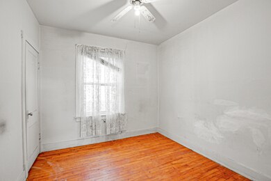 814 S Kilbourn Ave, Chicago, IL 60624 - photo 5