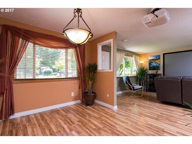 1270 Farrview Ct, West Linn, OR 97068 - photo 4