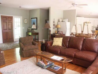 Den/Family/Great Room.