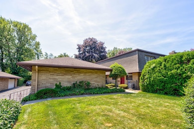 2727 S Lakeshore Dr unit F-24, St. Joseph, MI 49085 - photo 2