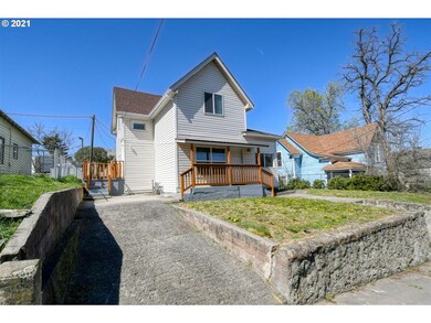 625 SE 3rd St, Pendleton, OR 97801 - photo 2