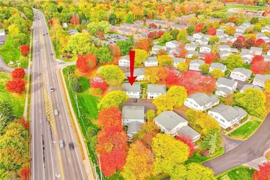 28 Foxcroft Trail unit 2, Fairport, NY 14450 - photo 4