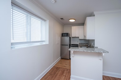 338 King St unit C, Charleston, SC 29401 - photo 6