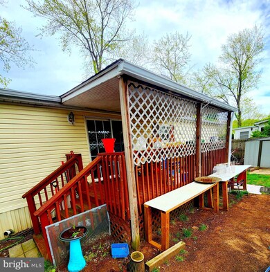 4751 Flanders Ln unit TRAILER L, Harwood, MD 20776 - photo 6