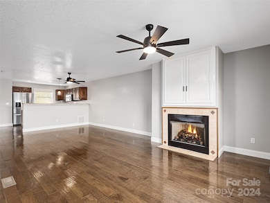 49 Rotunda Cir, Asheville, NC 28806 - photo 3