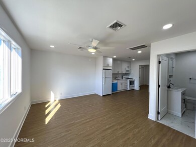 137 Witmer Place unit 3, Long Branch, NJ 07740 - photo 4