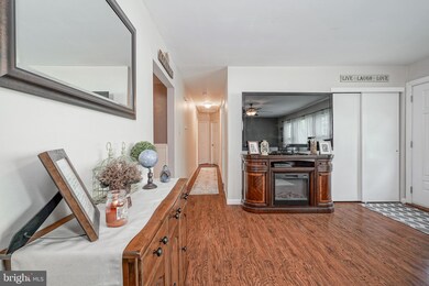 107 Walnut Ave, Lindenwold, NJ 08021 - photo 4