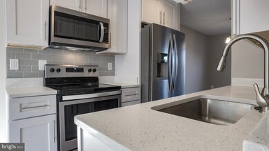 2277 Anvil Ln, Temple Hills, MD 20748 - photo 2