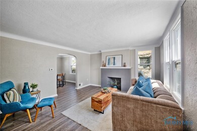 928 W Gramercy Ave, Toledo, OH 43612 - photo 5