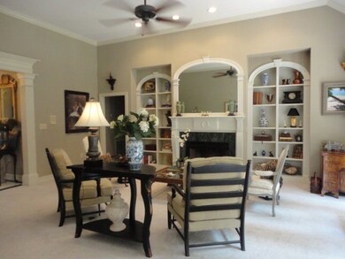 404 Old Mill Ct unit 30, Macon, GA 31210 - photo 4