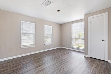 1107 S Paris St, Ennis, TX 75119 - photo 6