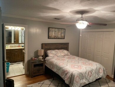 202 Sinclair St, McComb, MS 39648 - photo 2