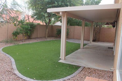 961 N Albert Dr, Chandler, AZ 85226 - photo 2