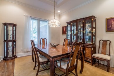 006_DiningRoom