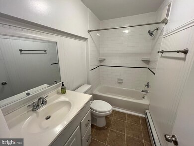 410 W Wayne Ave, Wayne, PA 19087 - photo 7