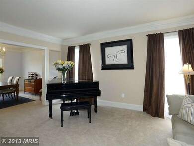 11532 Jamestown Ct, Laurel, MD 20723 - photo 3