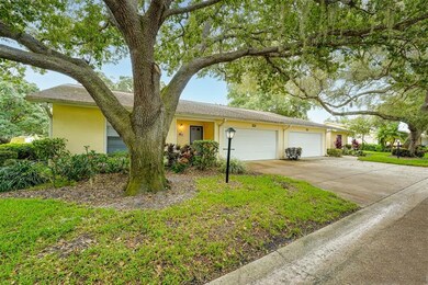 4035 Oakhurst Dr, Sarasota, FL 34233 - photo 2