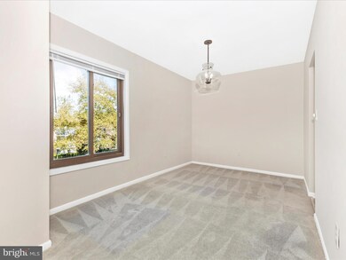 6988 Hanover Pkwy unit 301, Greenbelt, MD 20770 - photo 6