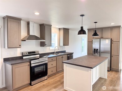 3060 Pennsylvania St, Longview, WA 98632 - photo 6