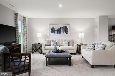 211 Sanctuary Dr, Hedgesville, WV 25427 - photo 4