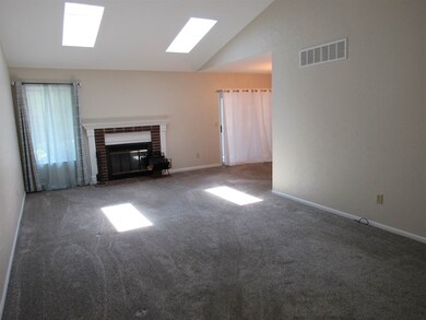 18248 Farm Ln, South Bend, IN 46637 - photo 4