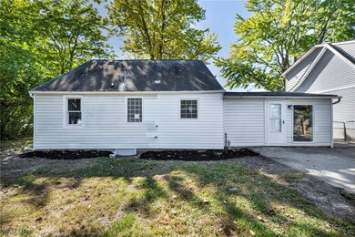 7325 Adkins Rd, Mentor, OH 44060 - photo 4